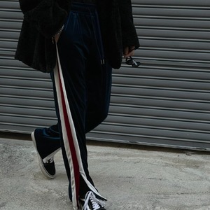 [입고] Velvet side line track pants(2color)