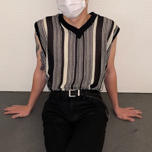 [블랙 당일출고] Stripe v neck see through vest(2color)