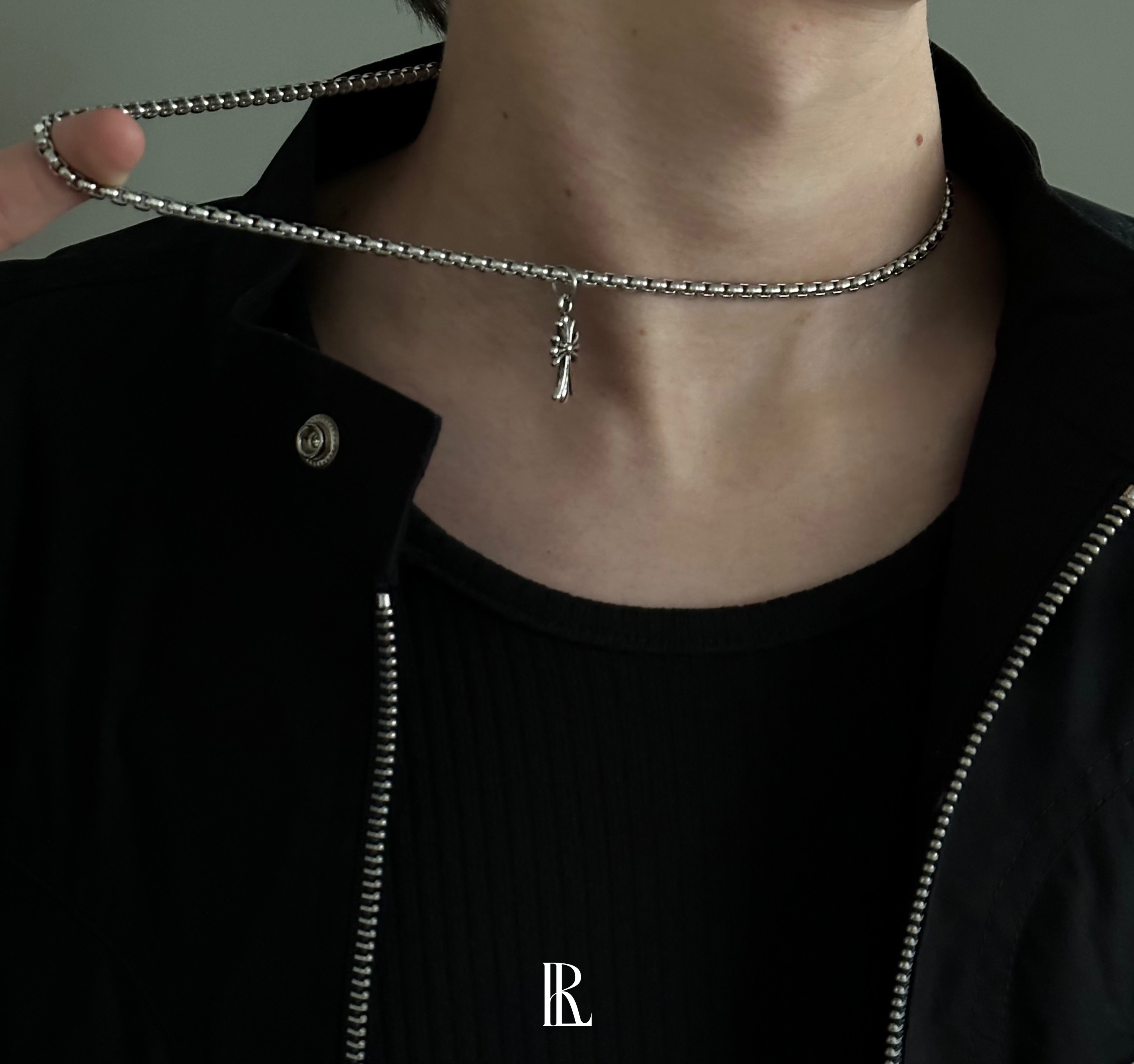 [단독 주문 시, 당일출고] Cross sliver necklace